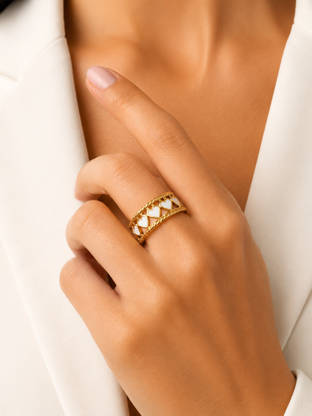 Anel White Enamel Heart