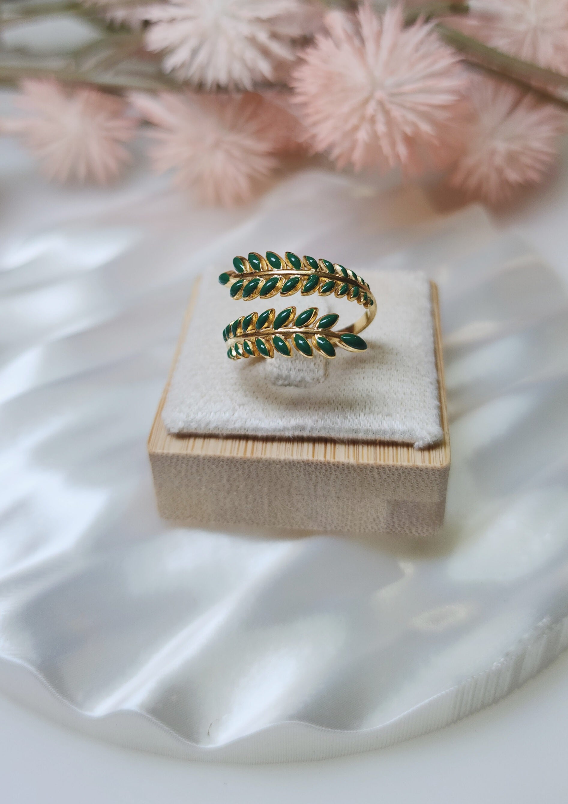 Anel Green Laurel Leaf