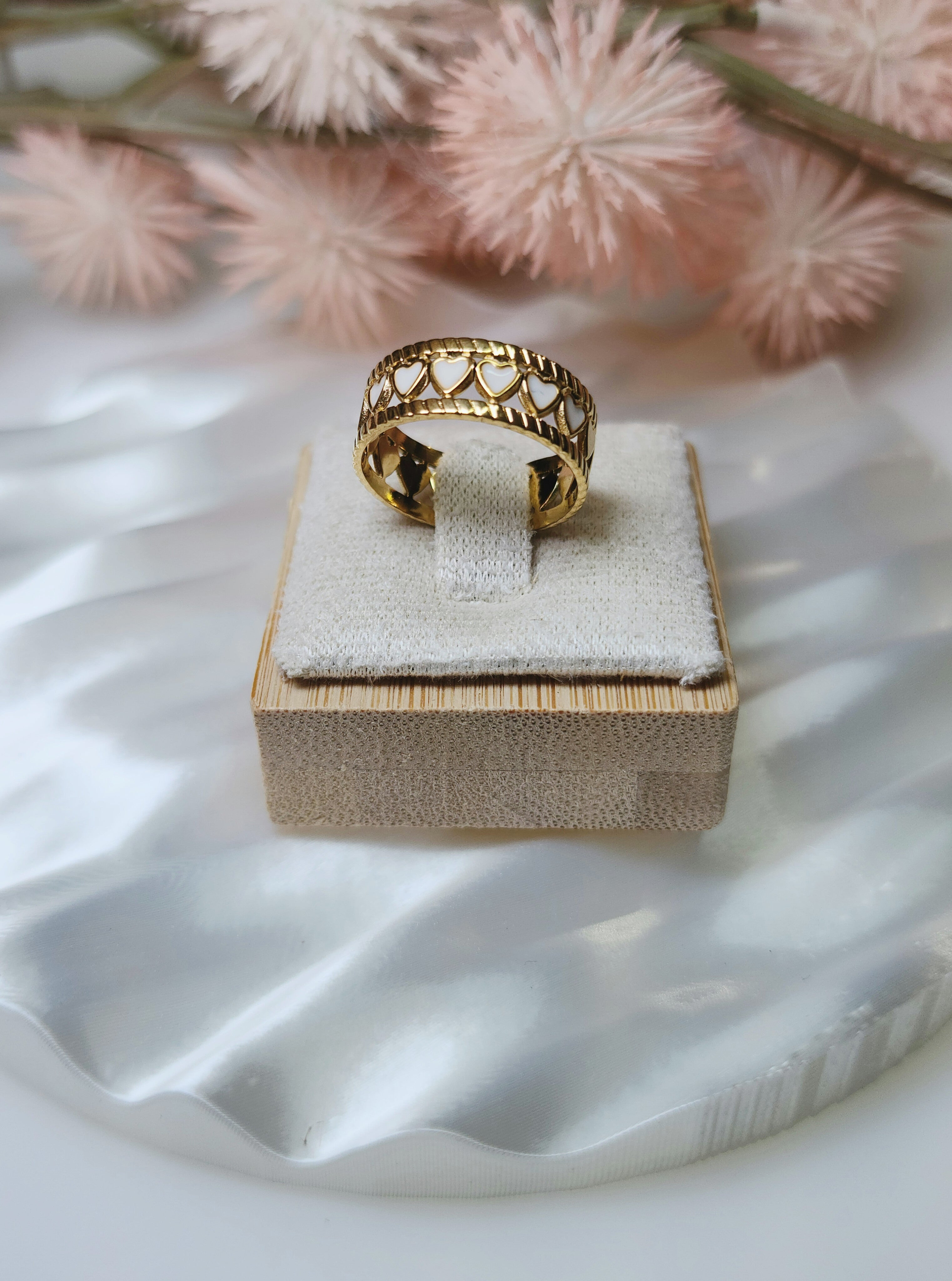 Anel White Enamel Heart